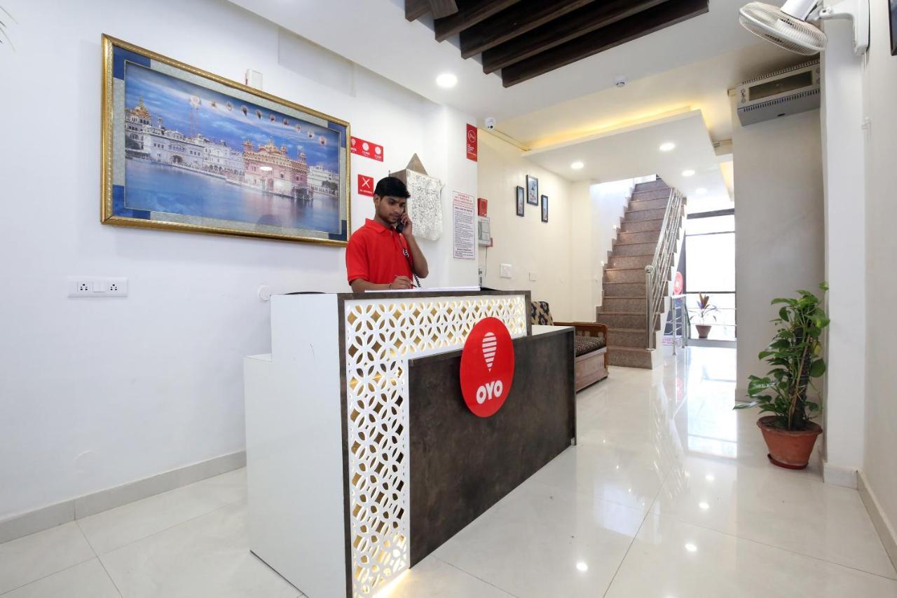 Oyo 9732 Amar Motel Nayagaon Exteriér fotografie